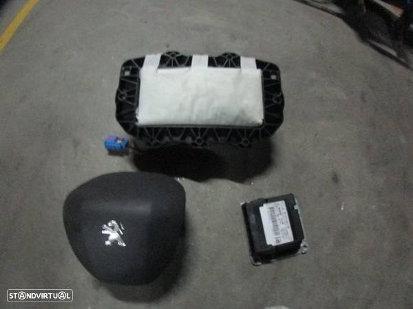 Kit Airbags 9672848580 96728484ZD 9803380480 PEUGEOT 208 1 FASE 1 2013 1.6HDI 92CV 3P CASTANHO PRETO Danificado - 6