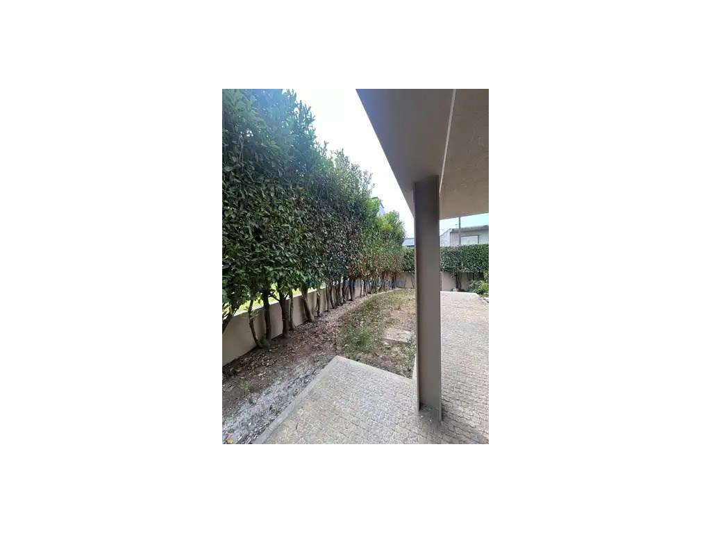 Moradia T4 de Luxo no Centro da Trofa-3