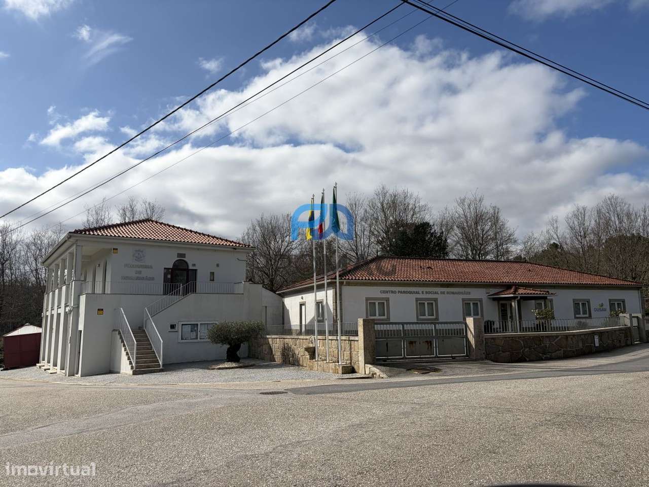 Armazém com 140 m2 inserido em terreno com 1989m2-36
