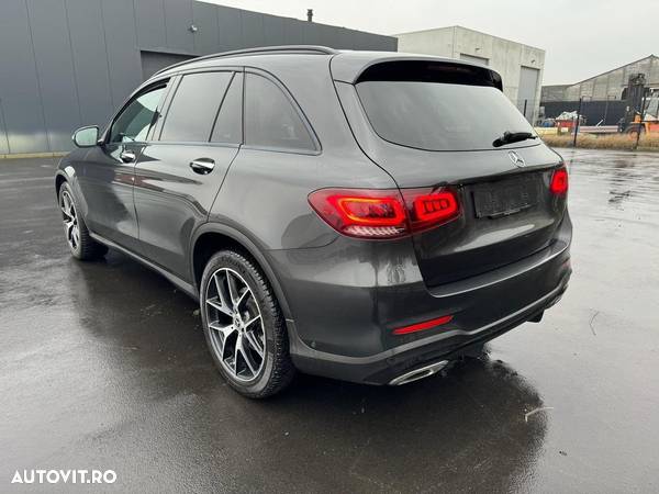 Mercedes-Benz GLC 220 d 4Matic 9G-TRONIC AMG Line Plus - 8