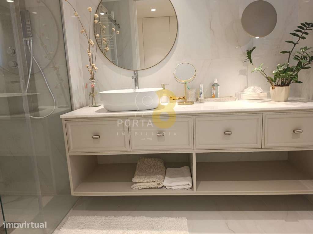 Luxuoso Apartamento T3 na Boavista frente ao Rosario-22