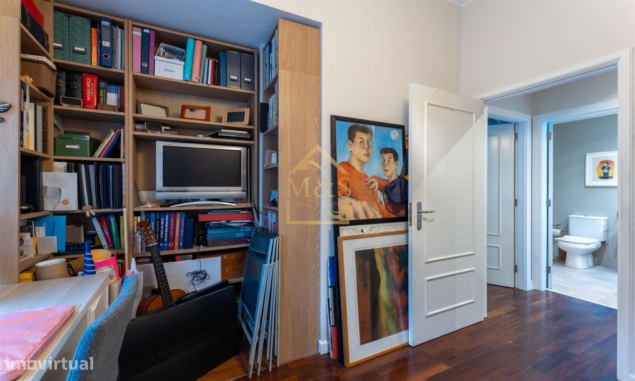 Apartamento T4-Varanda-Garagem - 600Mts da Praia - Metro- Matosinhos-24