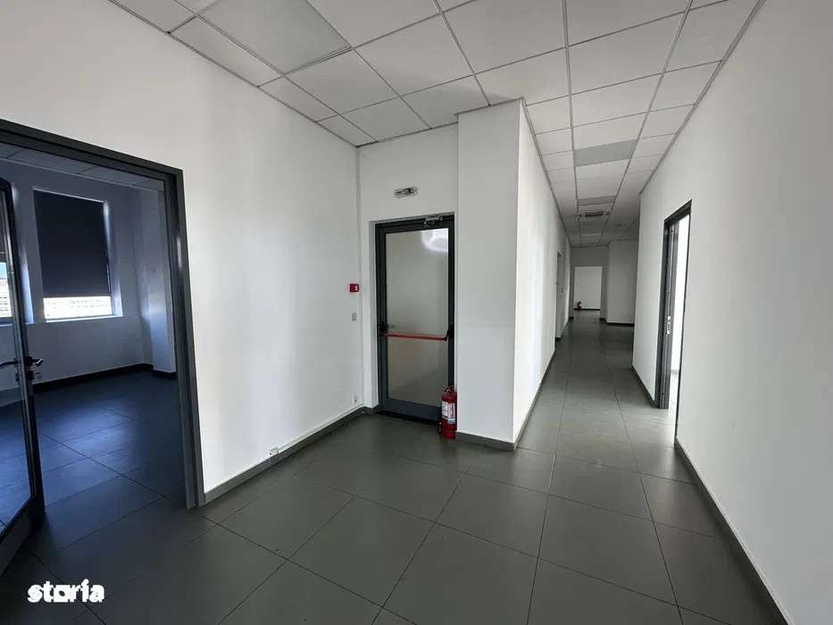 Spatiu Birou/ Central/ 10' metro/ Obor - Imagine principală: 4/6