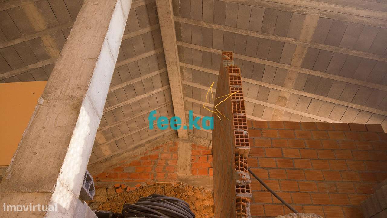 Moradia em Banda com Logradouro-25