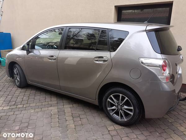 Toyota Verso 1.6 D-4D 5-Sitzer Start/Stop Comfort - 17