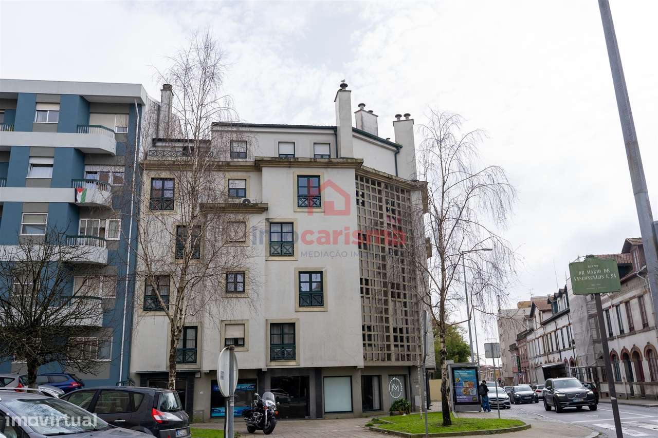 Apartamento T3 Duplex na Cedofeita, Porto-0