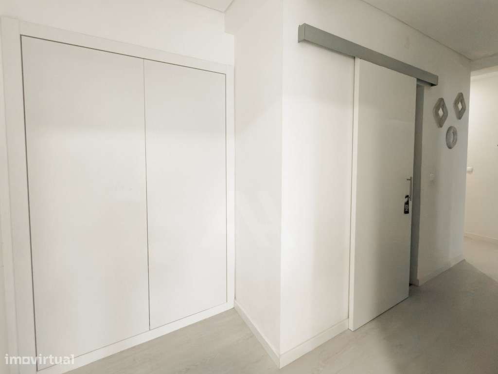 Apartamento T3 em Agualva com Arrecadação - Grande imagem: 4/22