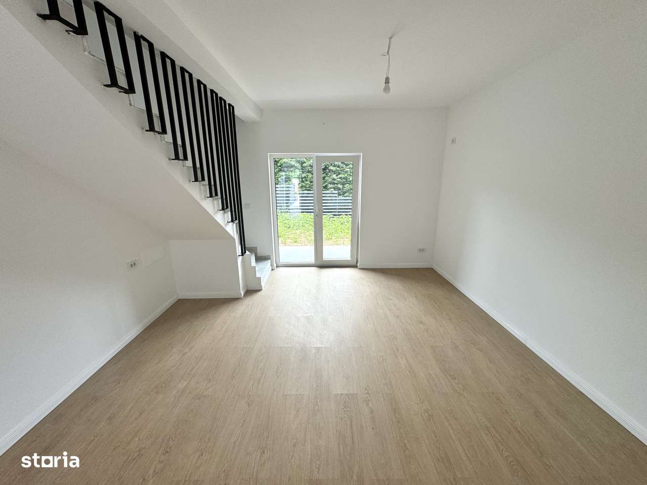 FINALIZATĂ!CANALIZARE! Încălzire în pardoseală! Vila Bucium-Visan - Imagine principală: 4/9