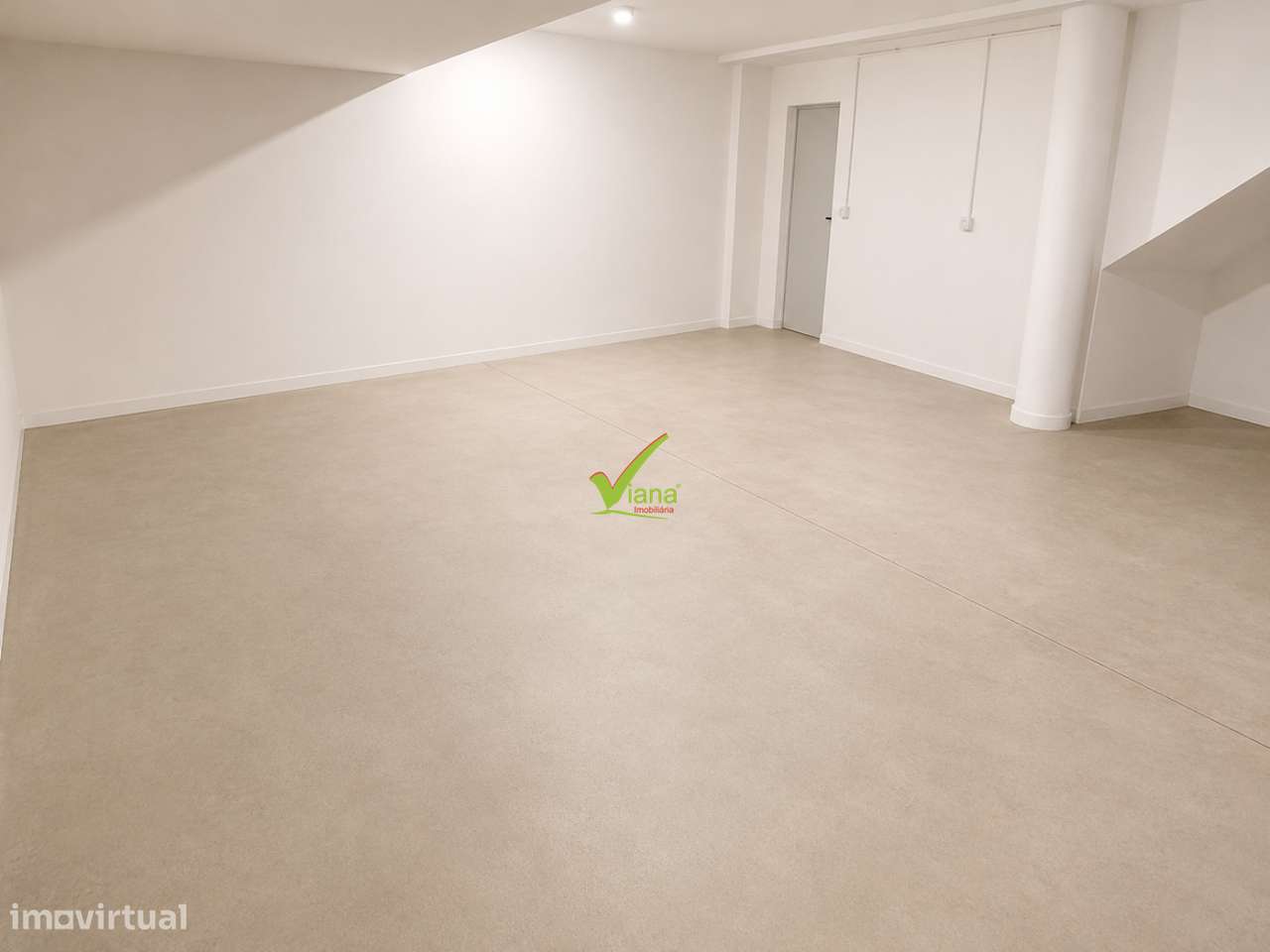 T. 3 Dúplex com garagem para 3 carros - Novo-15