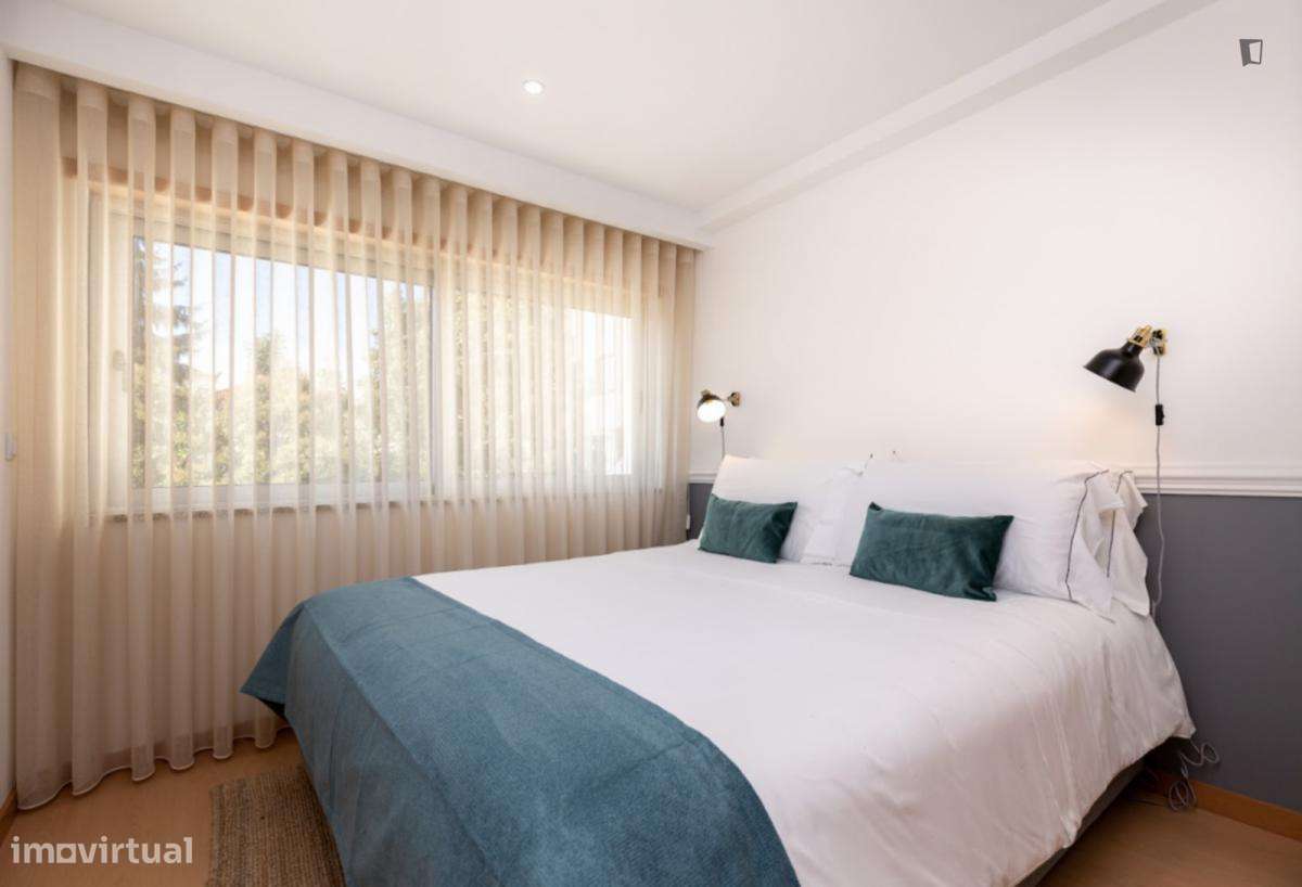 Apartamento com 2 quartos - localizado em Paranhos Porto - Grande imagem: 4/6