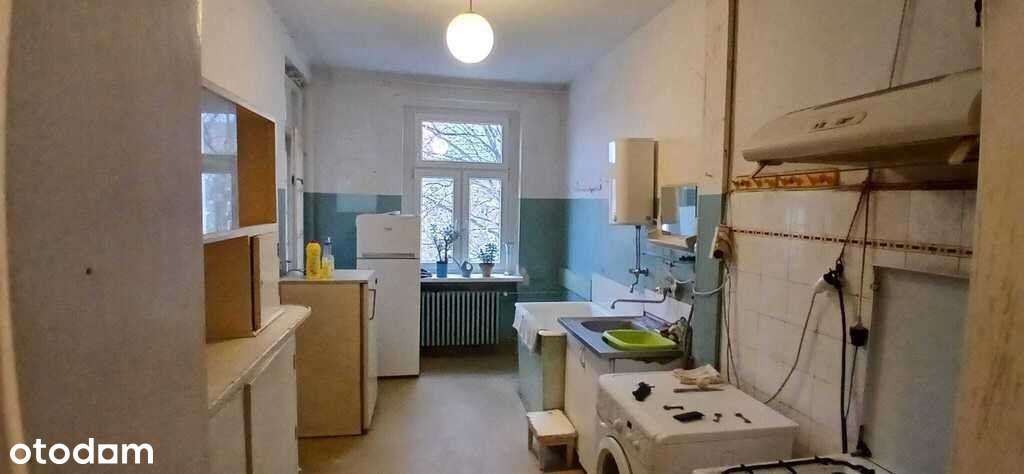 Dwupokojowe mieszkanie do remontu-5