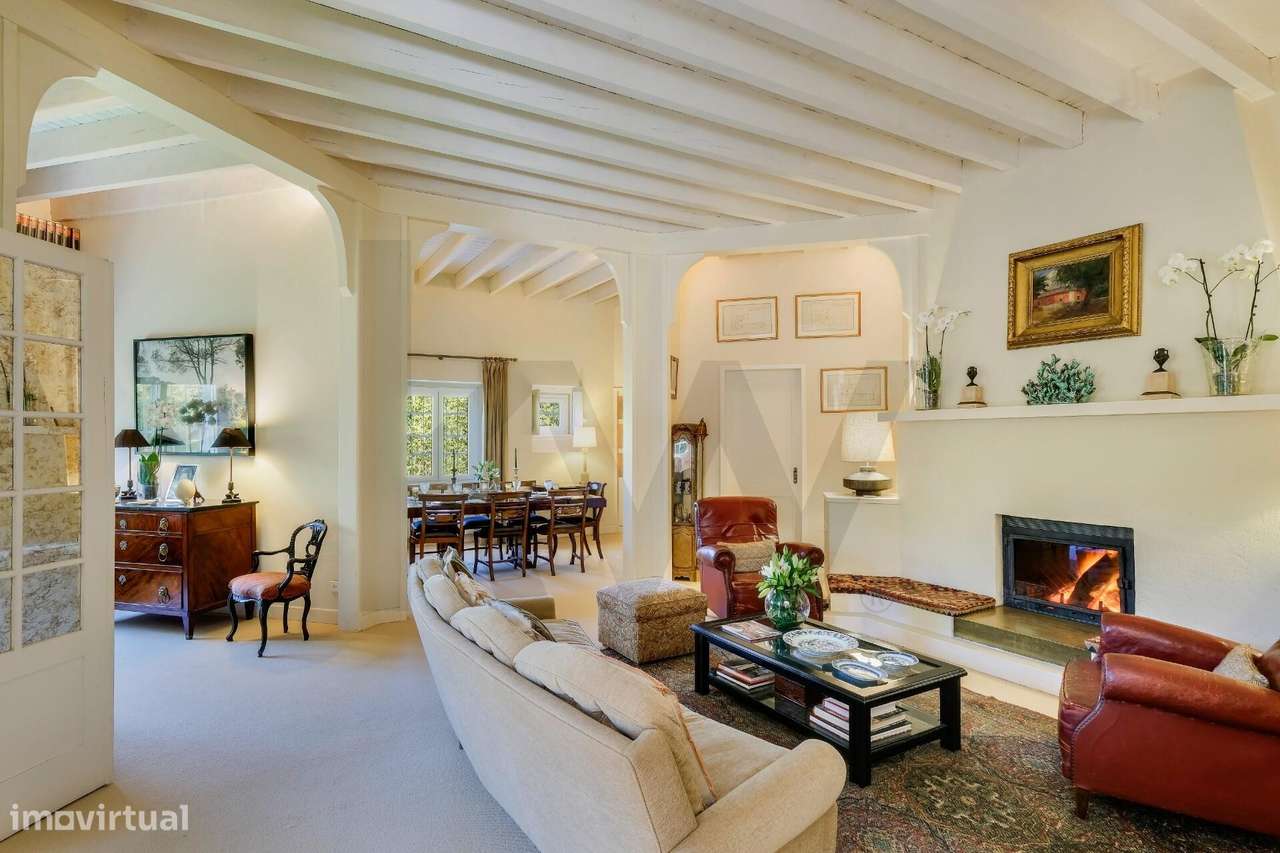 Exclusivo Chalé Octogonal dos Anos 40 no Coração do Triângulo Dourado-12