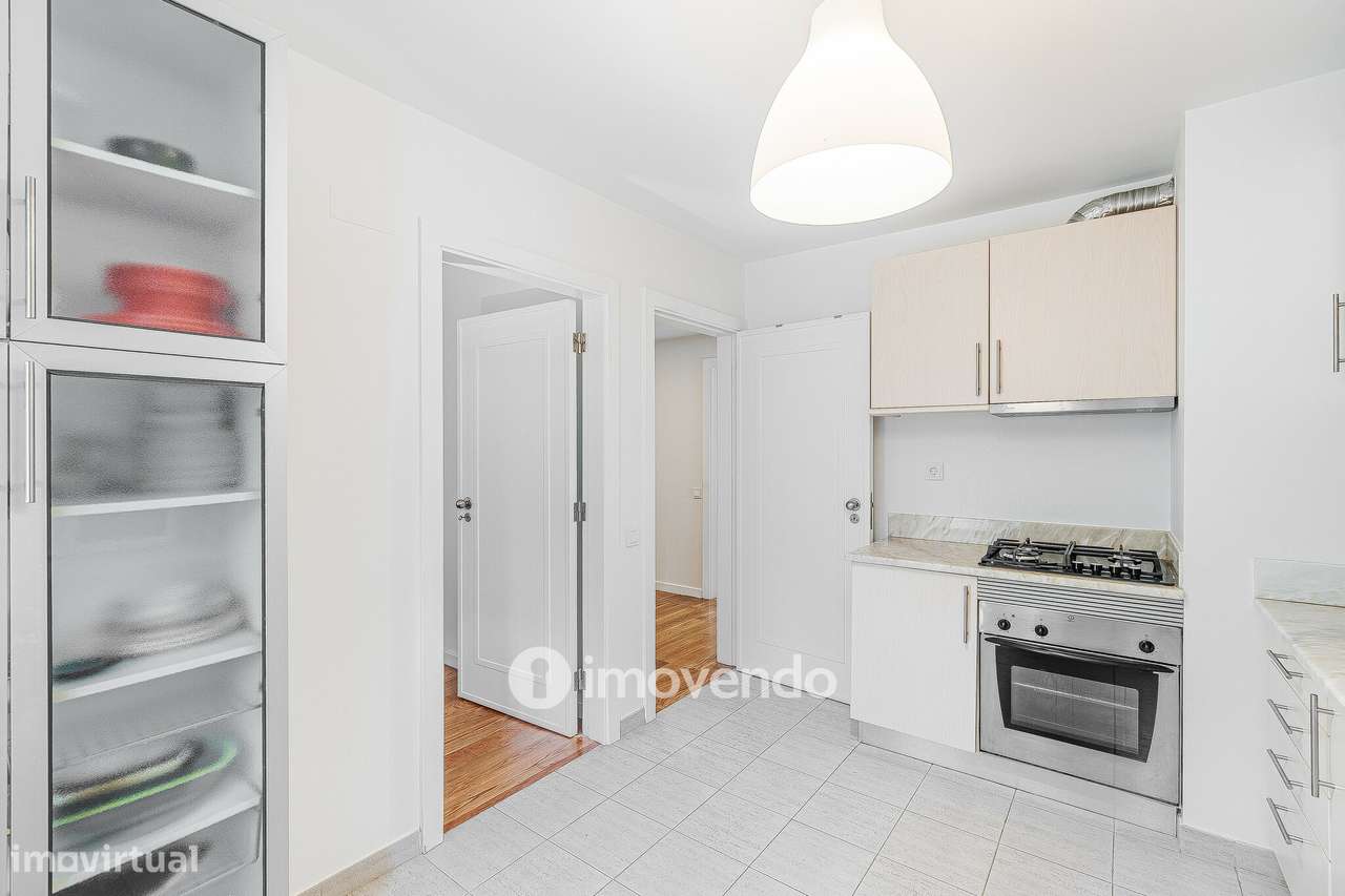 Apartamento T1 com estacionamento em Belém-14