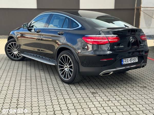 Mercedes-Benz GLC 250 Coupe 4Matic 9G-TRONIC AMG Line - 8