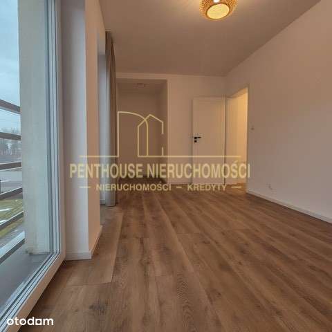 apartament z tarasem i dwoma miejscami parkingowymi-15