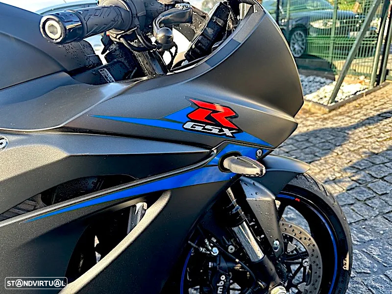 Suzuki GSX-R 1000 L8 - 12