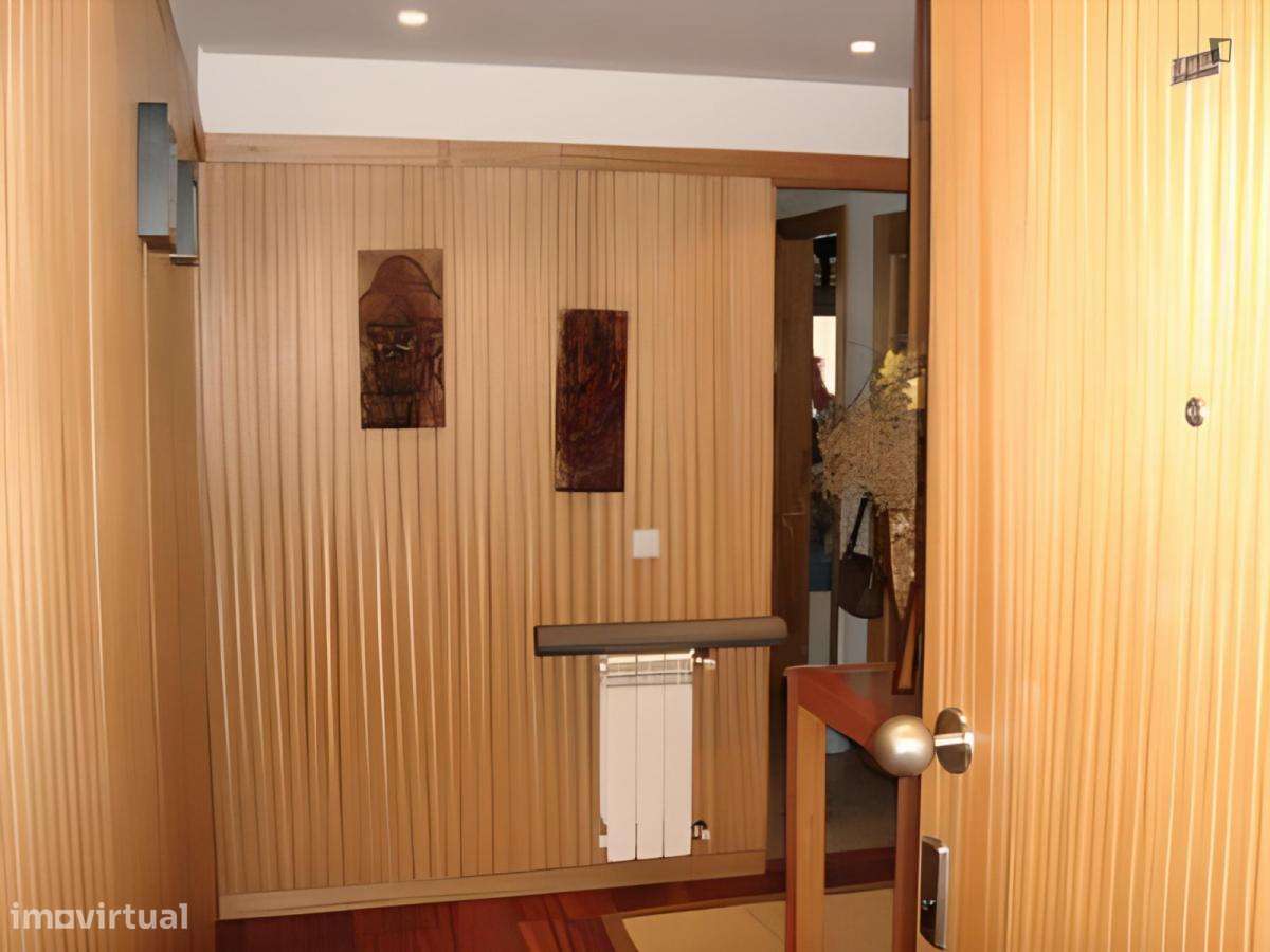 Apartamento com 1 quartos - localizado em Campanhã Porto - Grande imagem: 2/7