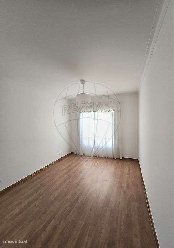 Apartamento T2 para arrendamento - Grande imagem: 3/11