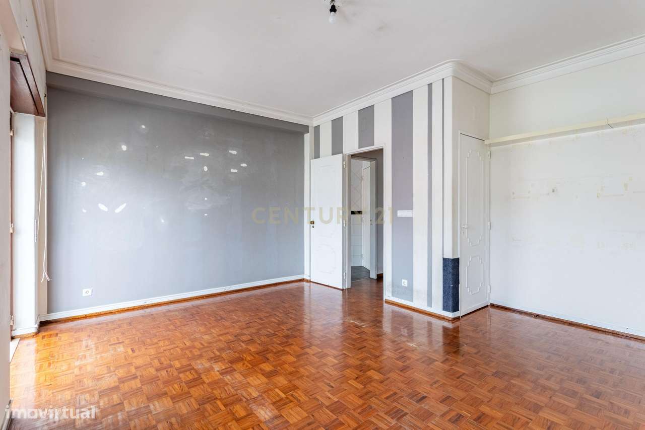 Apartamento T4 para Venda em Alvalade - Grande imagem: 3/30