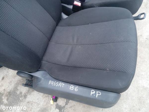 FOTELE KOMPLET VW PASSAT B6 KOMBI - 7