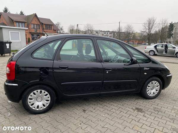 Citroën Xsara Picasso 2.0 16V Exclusive - 14