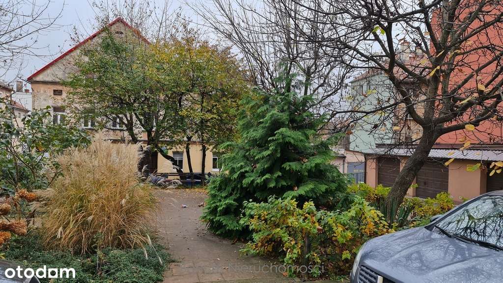 Na sprzedaż trzy pokojowe mieszkanie w Ząbkowicach-11