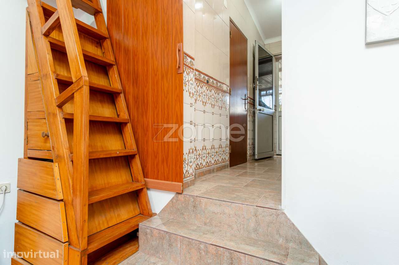 Moradia T1 + 1 Azambuja com Espaço Comercial-26