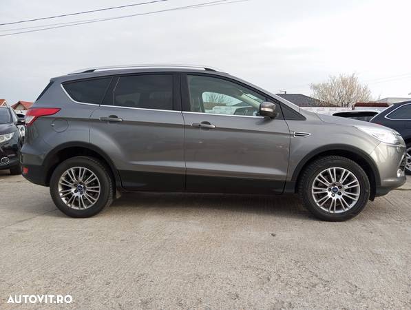 Ford Kuga 2.0 TDCi 4WD Titanium - 2