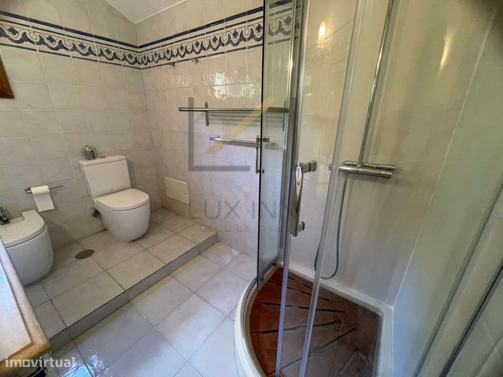 Moradia T4 com piscina e jardim, na Aldeia Grande, Setúbal-43