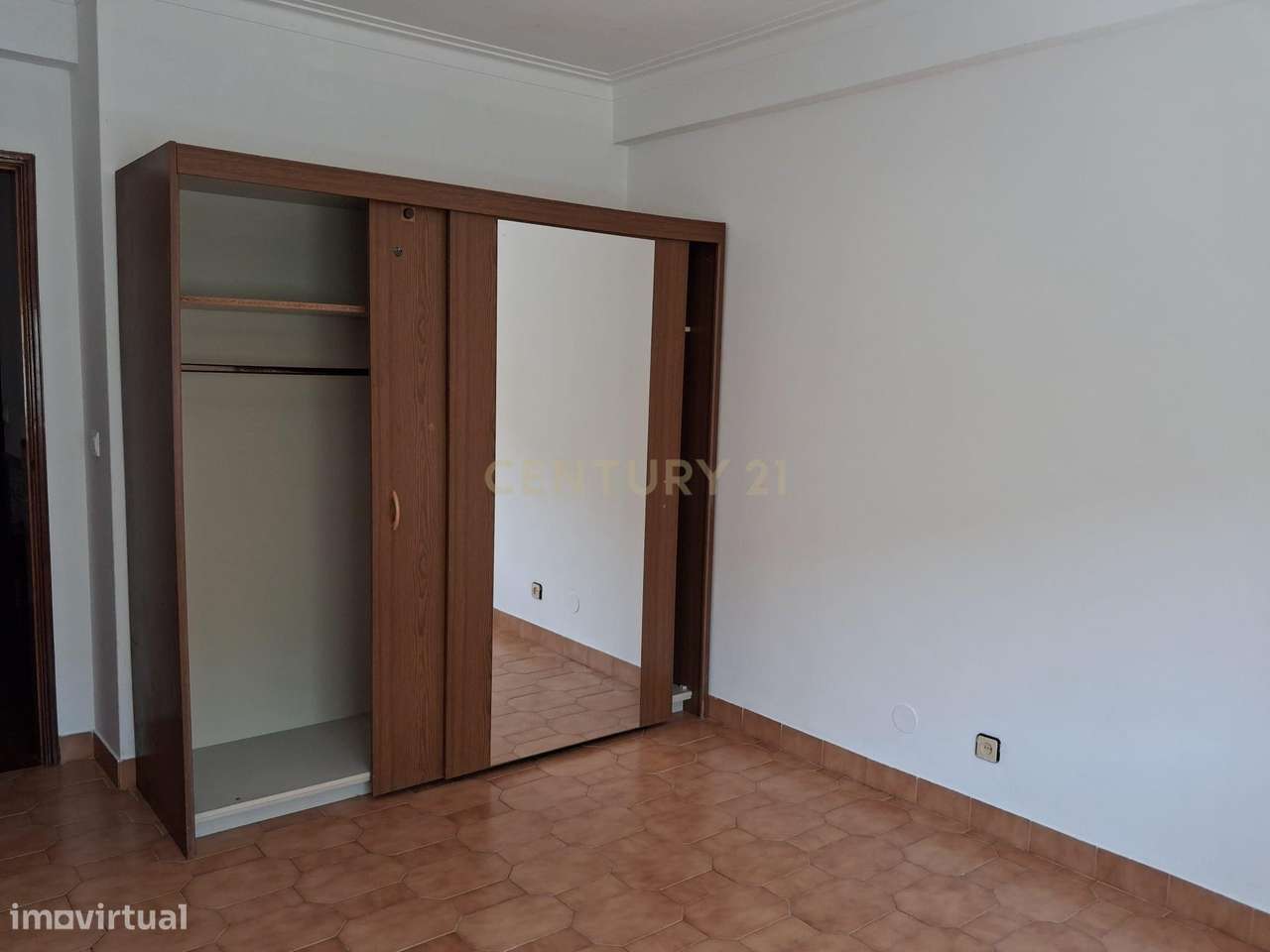 APARTAMENTO T3 - BEJA - ZONA FALCÕES-9