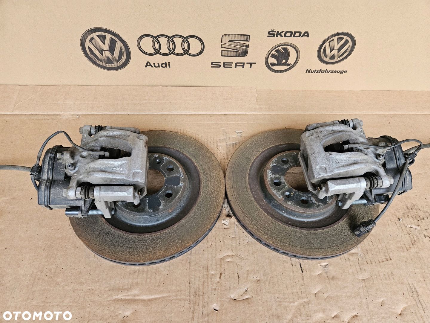 AUDI A8 D5 ZACISKI TYŁ TYLNE TARCZE KLOCKI PRZEWODY 4N0405A 4N0406A 330mm - 1