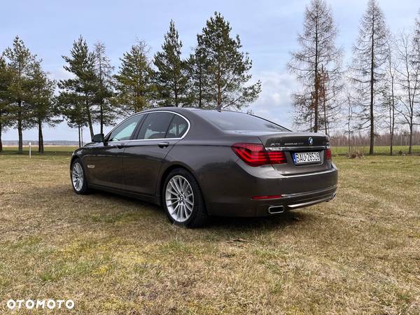 BMW Seria 7 740d xDrive - 7