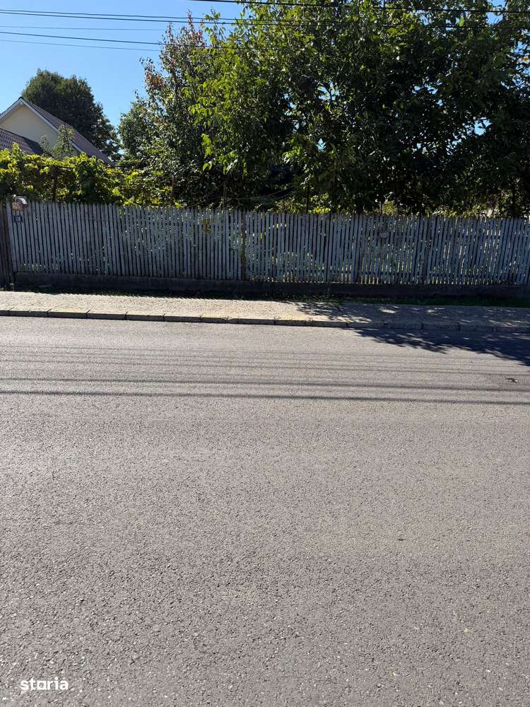 Vand Teren intravilan stradal  ,   pe strada  Bucegi - Imagine principală: 1/12