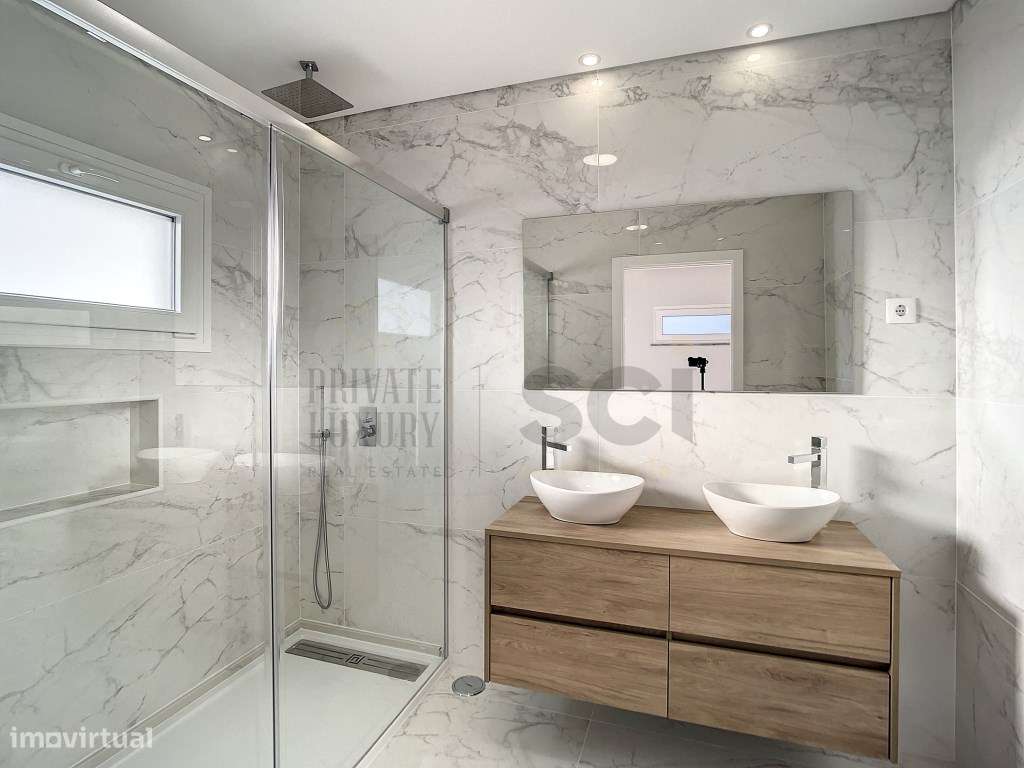 Moradia T3 Independente Térrea em Azeitão Garagem Piscina-37