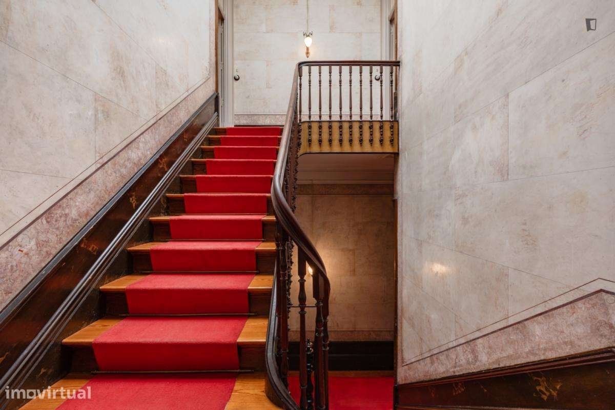 Apartamento com 1 quartos - localizado em Cedofeita Porto - Grande imagem: 5/6