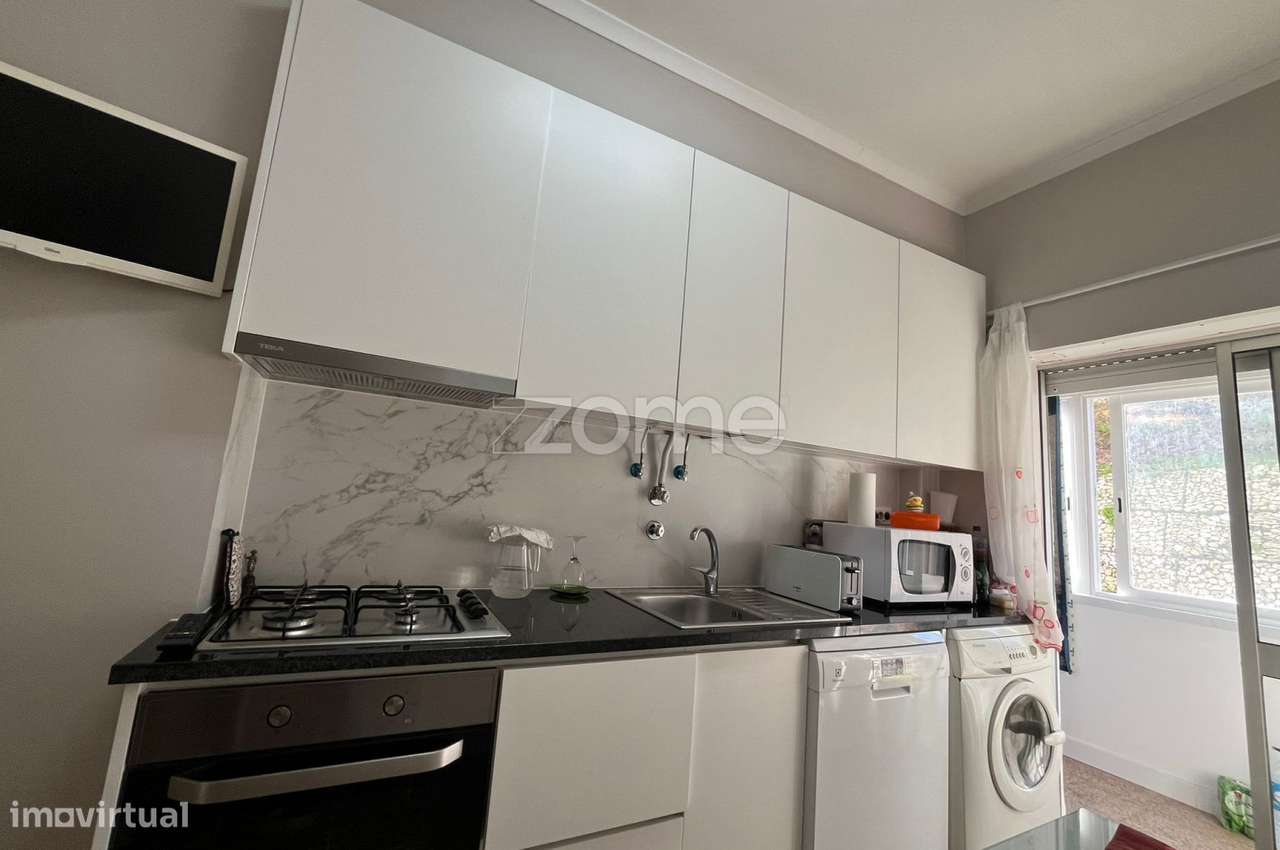 Apartamento T2, totalmente renovado, em Zona Central de Laranjeiro - Grande imagem: 4/15