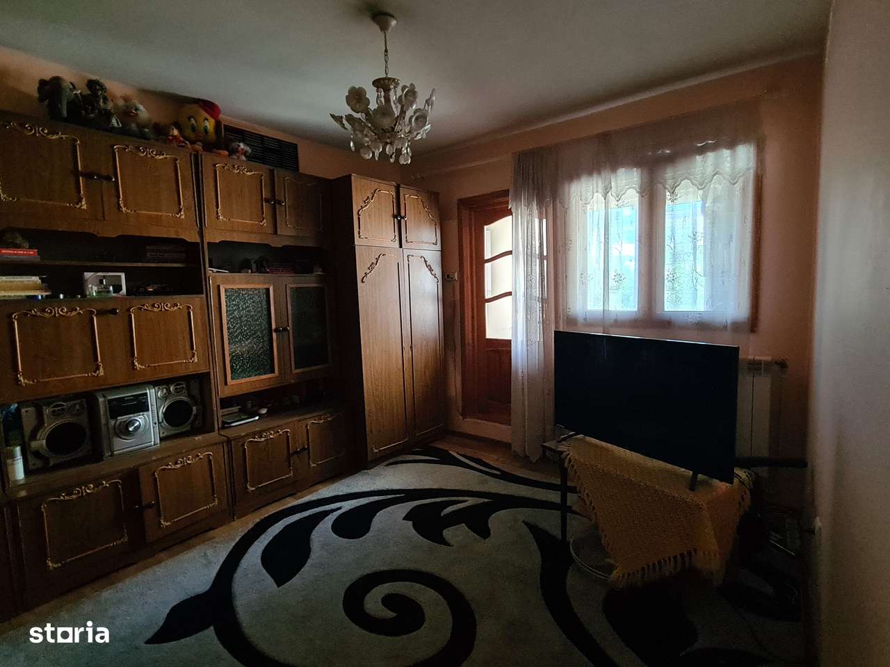 Apartament tip garsoniera zona Scoala generala 2 - Adjud-0