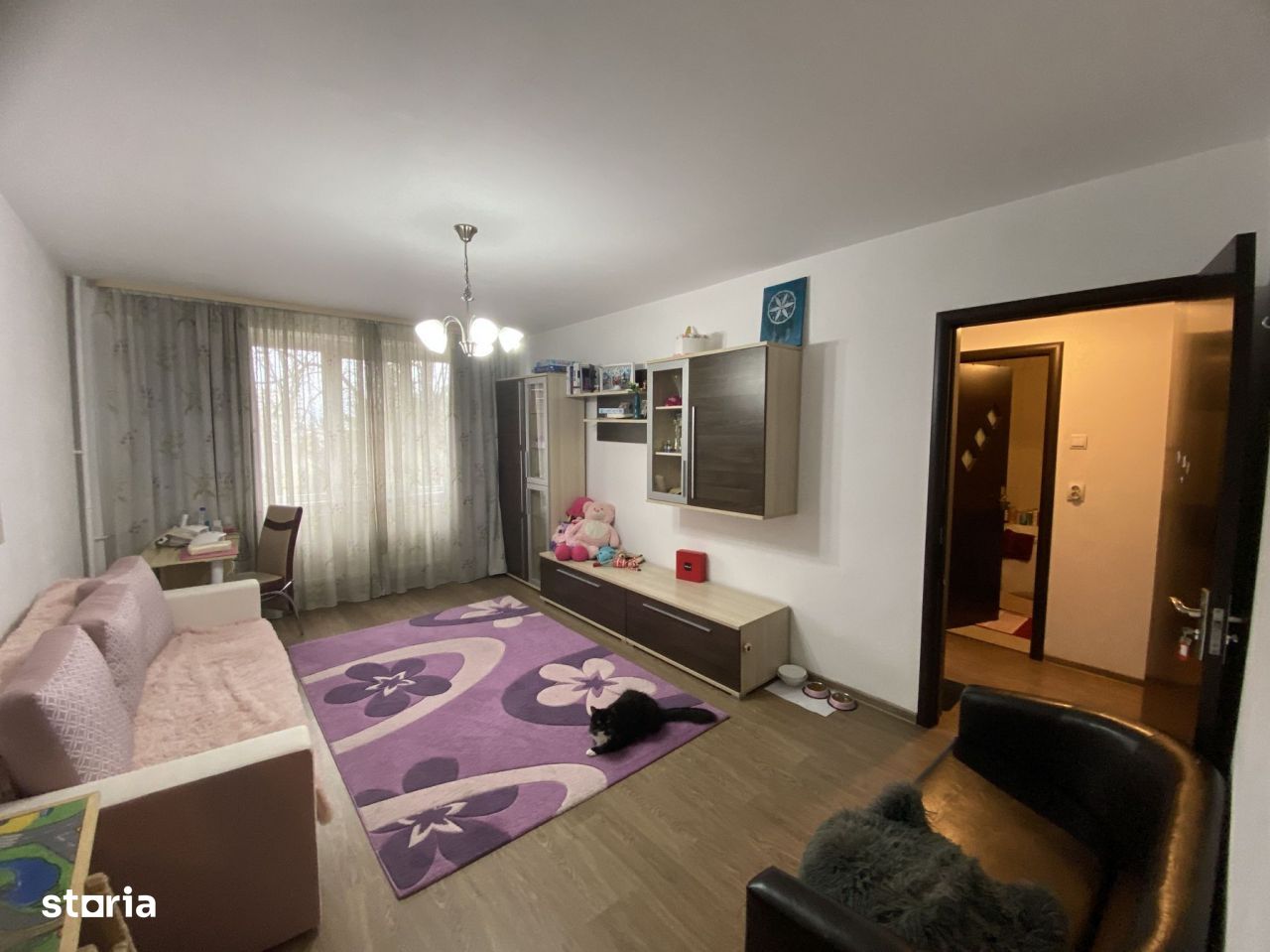 Apartament cu 3 camere in zona Grivitei