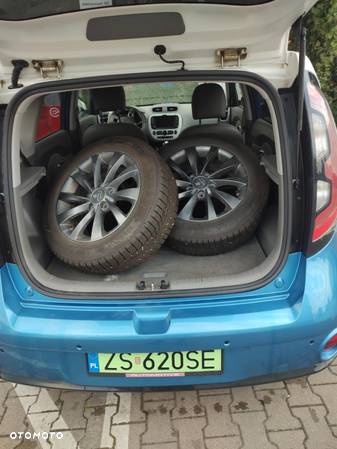 Kia Soul EV - 5