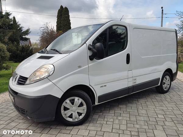 Renault Trafic - 1