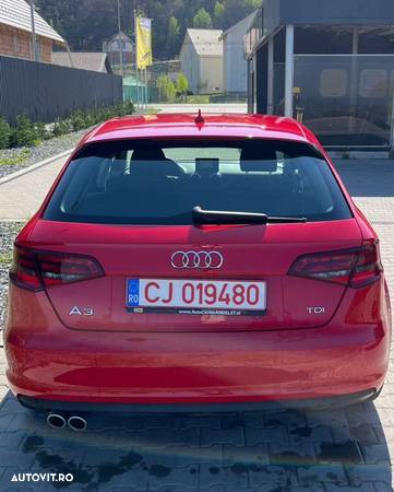 Audi A3 2.0 TDI Sportback (clean diesel) S tronic Ambiente - 16