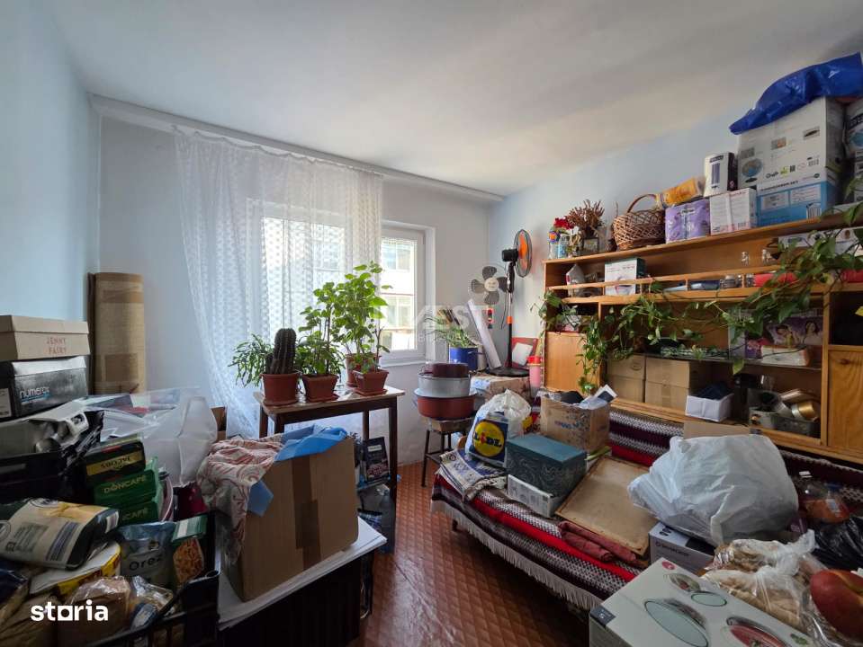 DE VANZARE-APARTAMENT 3 CAMERE-DACIA-4