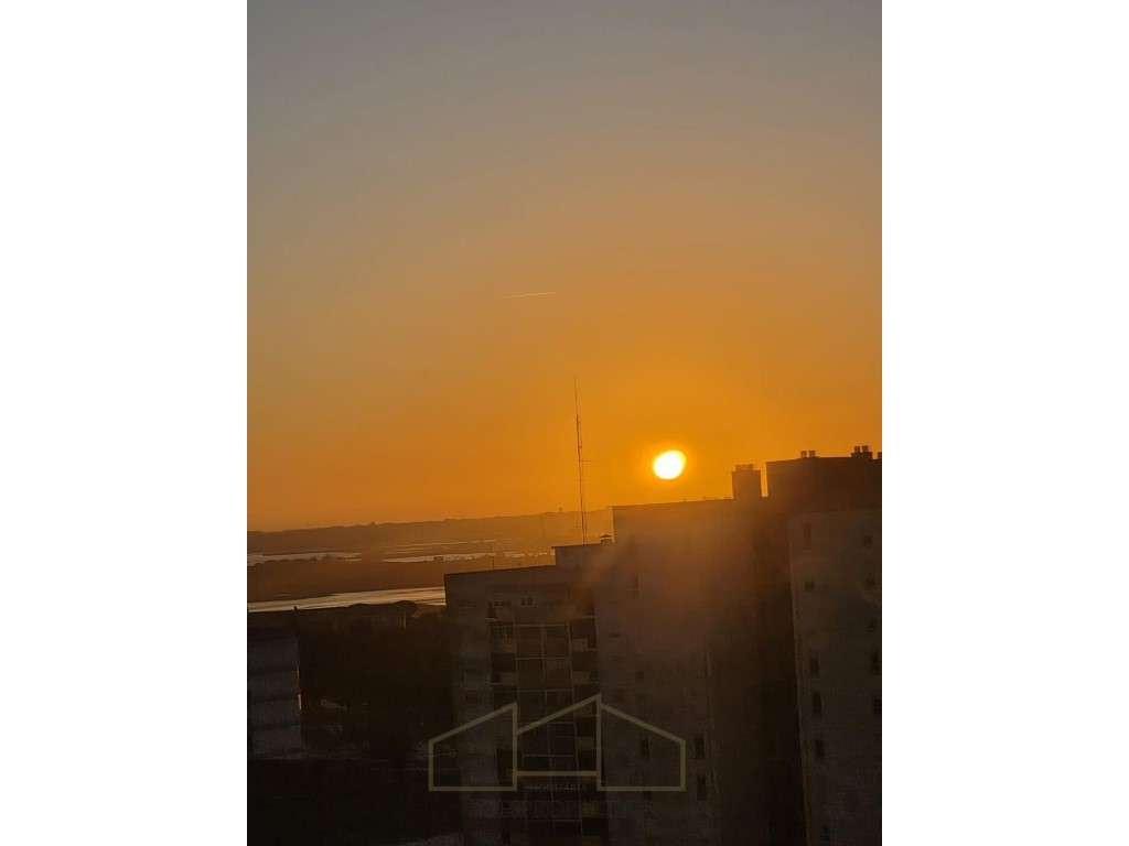 Apartamento T3 no Laranjeiro-20