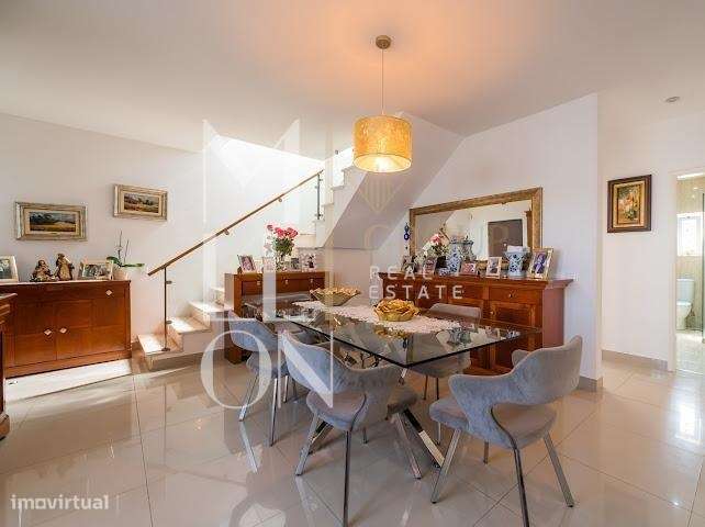 Moradia T4 com Piscina, Anexo Independente e Jardim — Costa da Capa - Grande imagem: 4/29