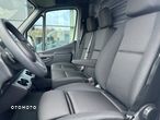 Mercedes-Benz Sprinter - 16