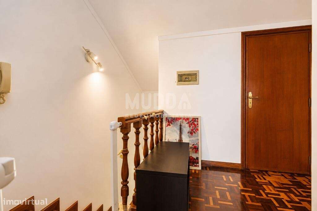 Apartamento T3 Duplex  no coração de Ovar – conforto, espaço e localiz-23