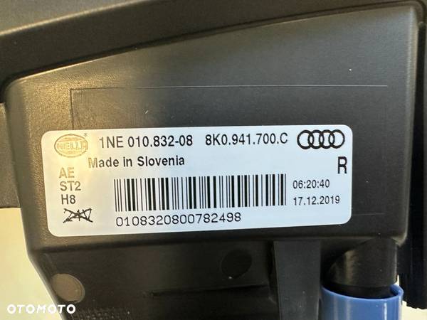 Audi A4 S4 lampa przeciwmgielna prawa 8K0941700C - 5