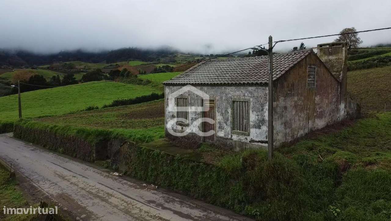 Moradia para Recuperar- Povoação - Grande imagem: 5/10