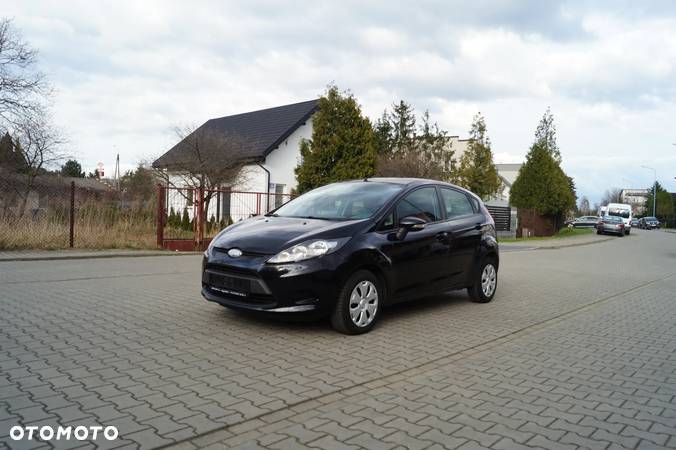 Ford Fiesta 1.25 Ambiente EU5 - 1