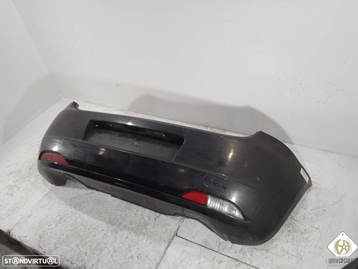 PARA-CHOQUES TRASEIRO FIAT GRANDE PUNTO 2005 - 1